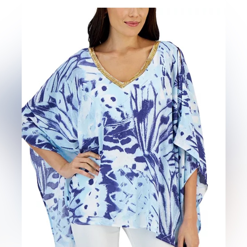 JM Collection Blue and White Patterned Blouse with Gold Trim -001